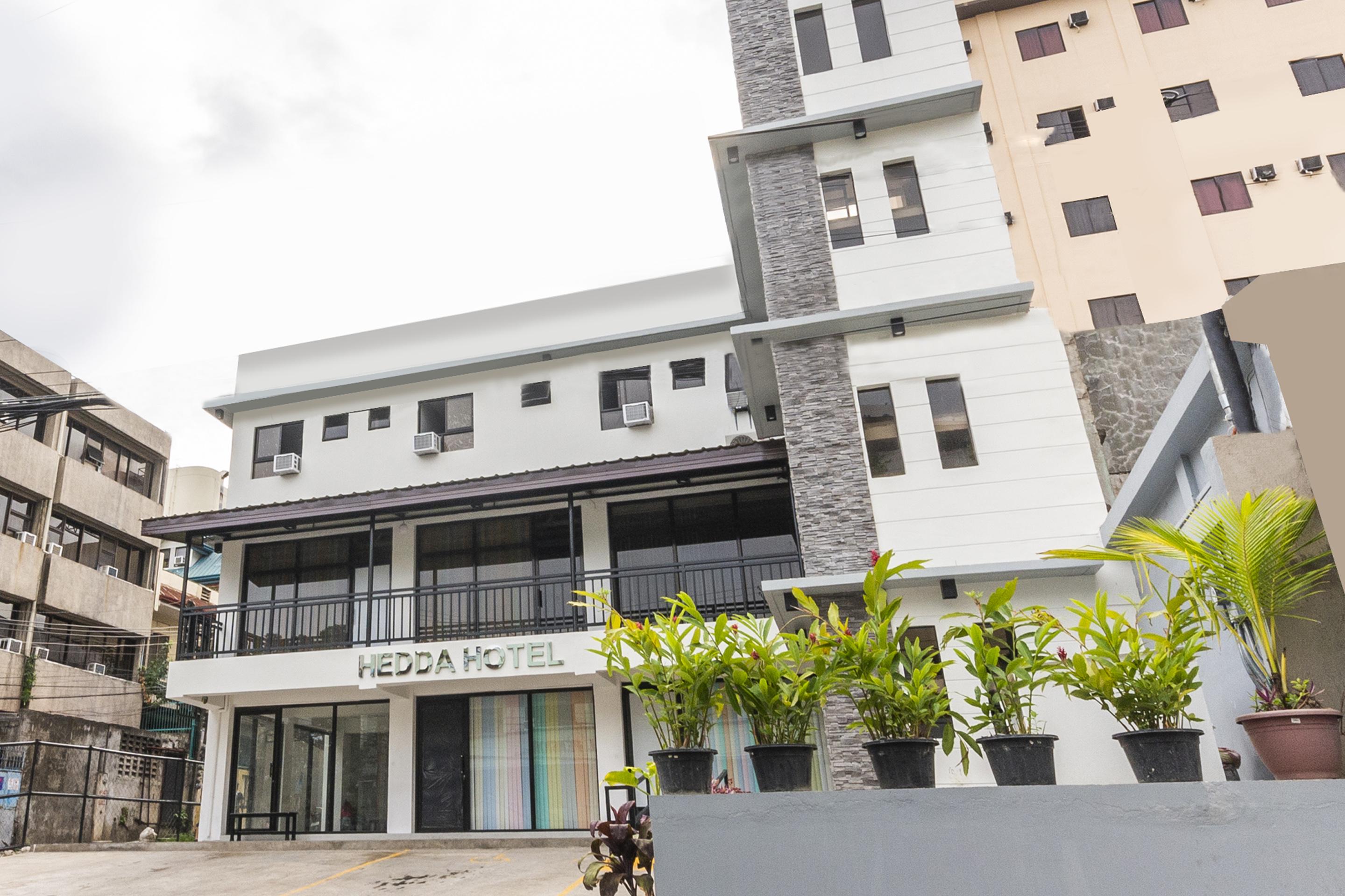 Hotel Oyo 476 Hedda 2*